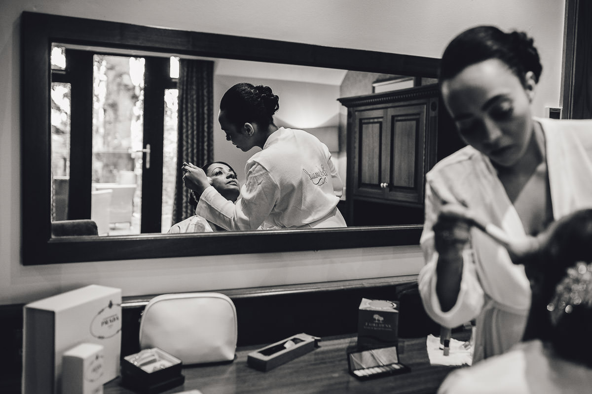 004 - Fairlawns Wedding Photographer - Debbie and Paul