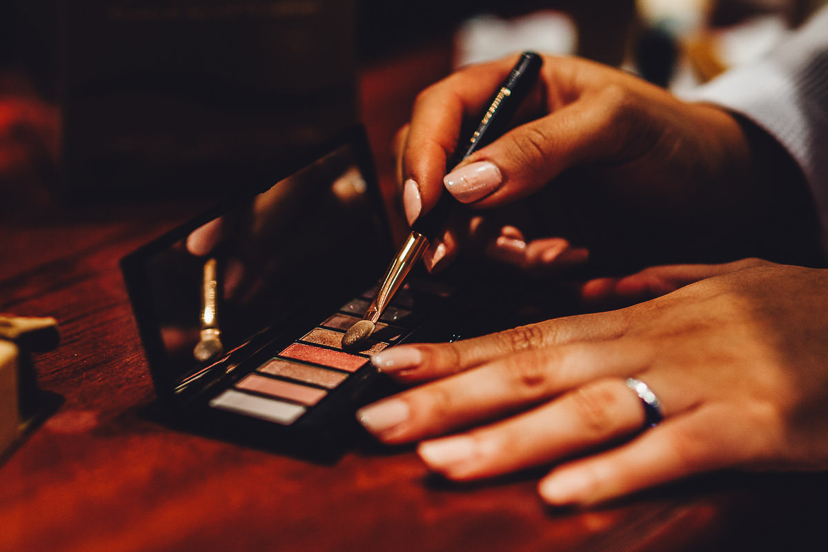 005 - Fairlawns Wedding Photographer - Debbie and Paul