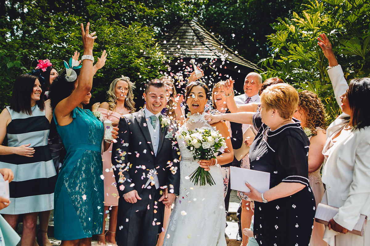 029 - Fairlawns Wedding Photographer - Debbie and Paul