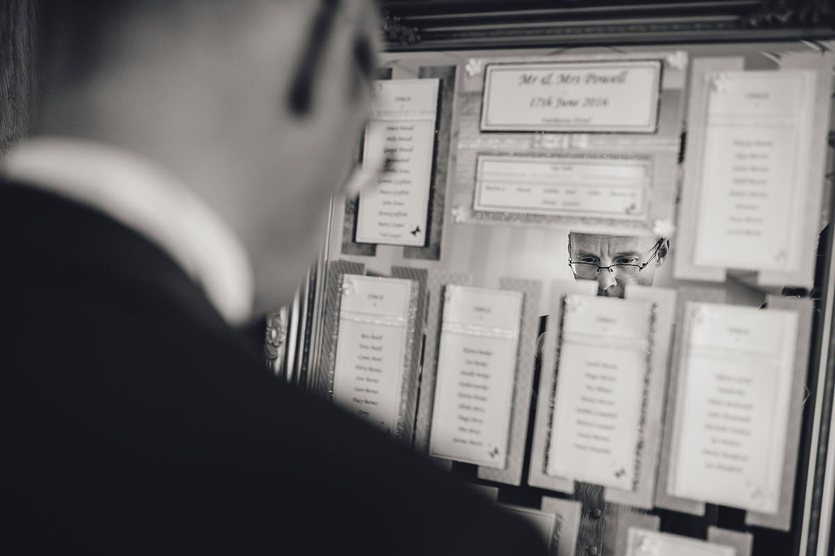 034 - Fairlawns Wedding Photographer - Debbie and Paul