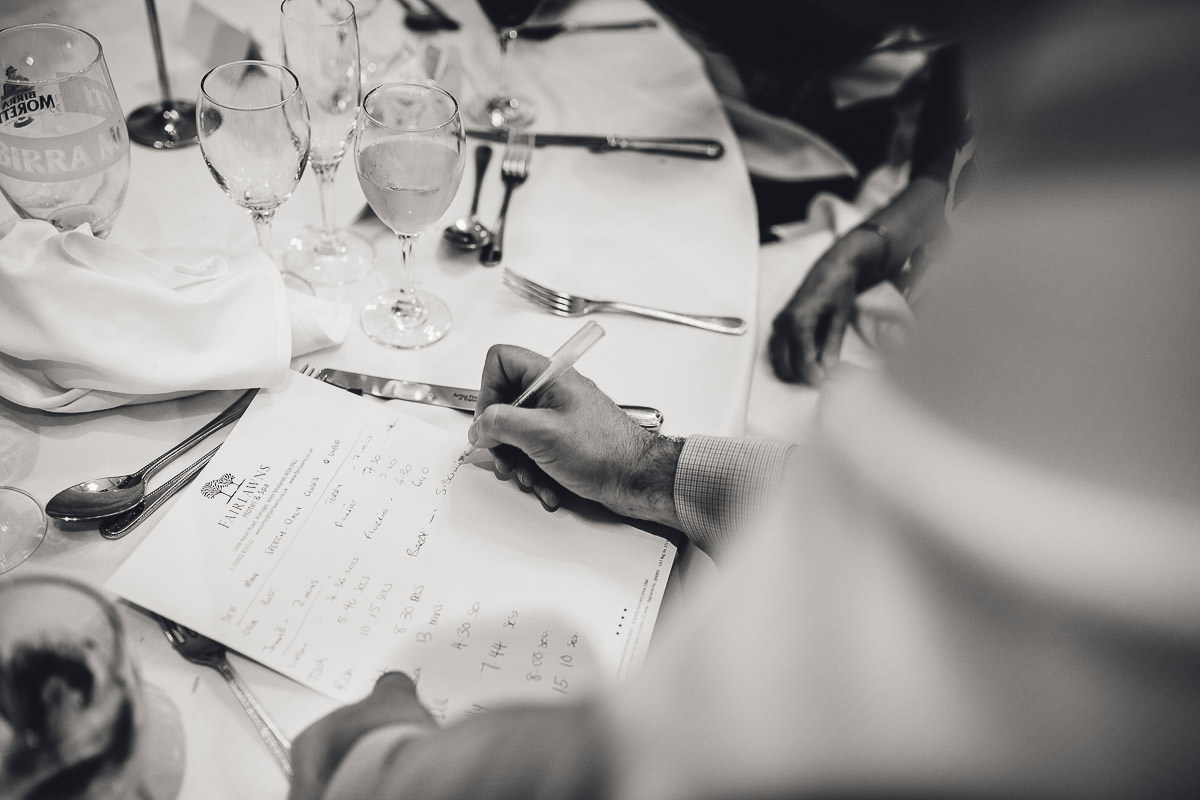 041 - Fairlawns Wedding Photographer - Debbie and Paul