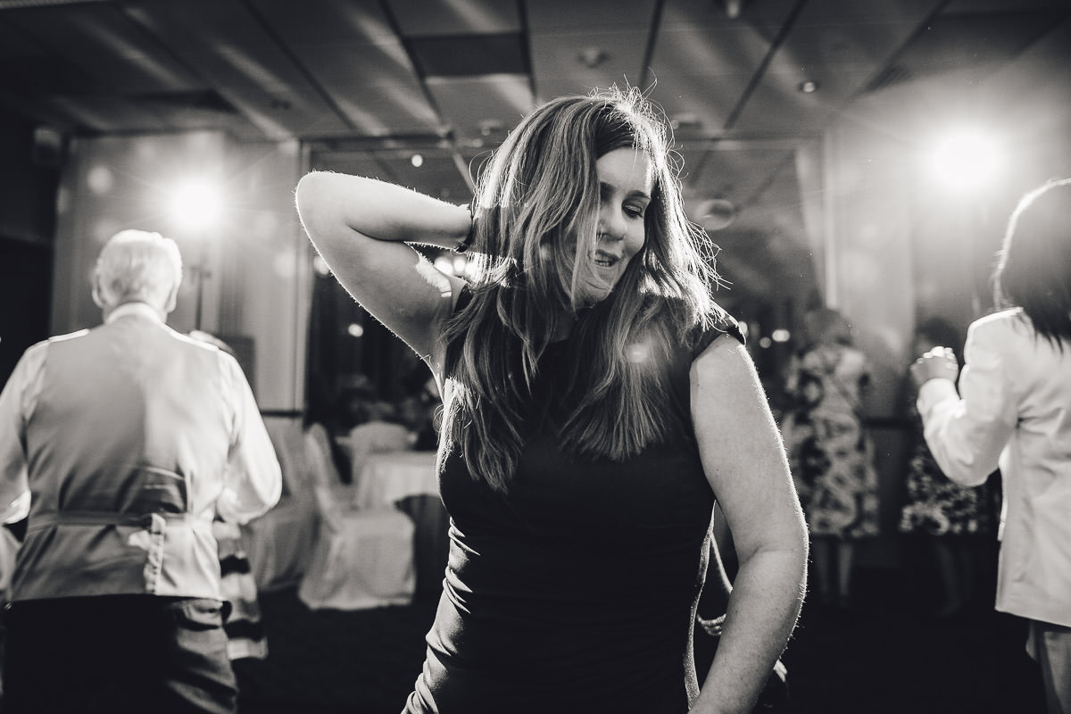 064 - Fairlawns Wedding Photographer - Debbie and Paul